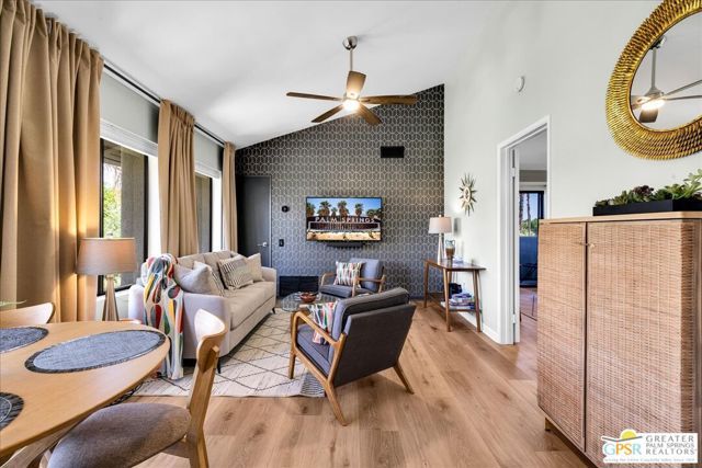 1150 E Amado Road 17B2, Palm Springs, CA 92262