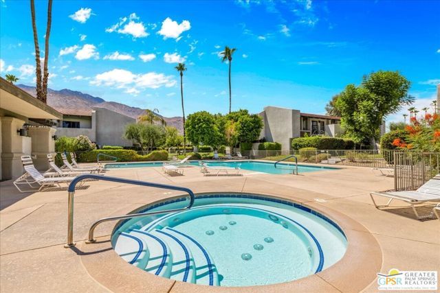 1150 E Amado Road 17B2, Palm Springs, CA 92262