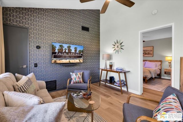 1150 E Amado Road 17B2, Palm Springs, CA 92262