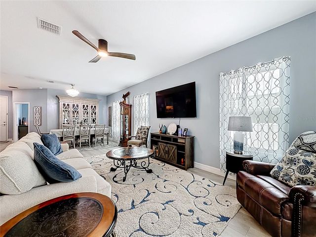 172 MARION OAKS TRAIL, Ocala, FL 34473