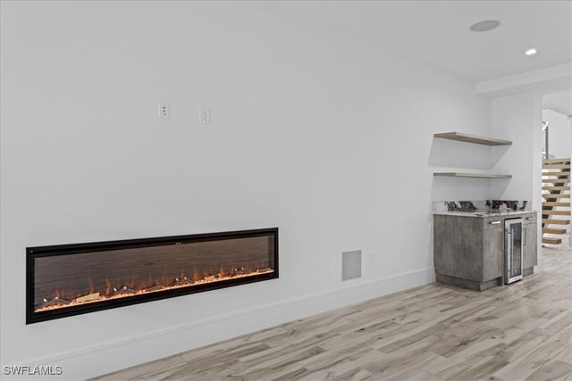 3800 Crayton RD, Naples, FL 34103