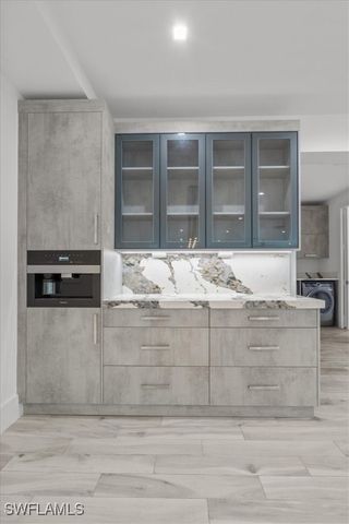 3800 Crayton RD, Naples, FL 34103