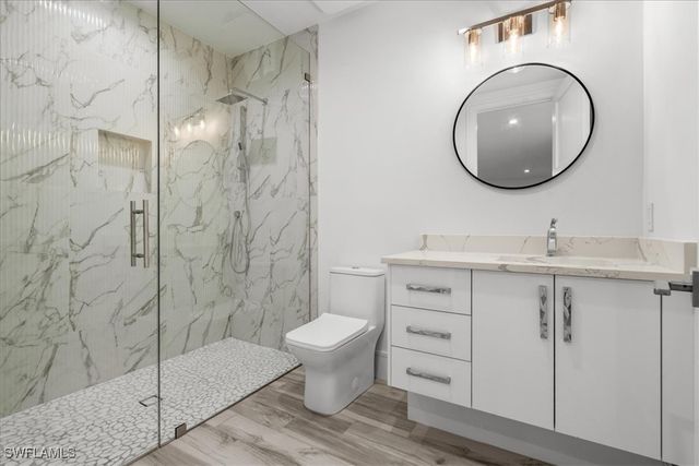 3800 Crayton RD, Naples, FL 34103