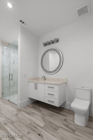 3800 Crayton RD, Naples, FL 34103