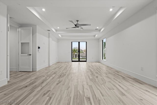 3800 Crayton RD, Naples, FL 34103