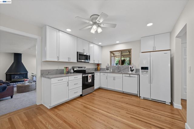 1787 Roxbury Dr, Concord, CA 94519