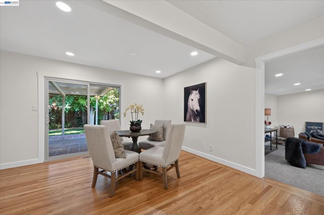 1787 Roxbury Dr, Concord, CA 94519