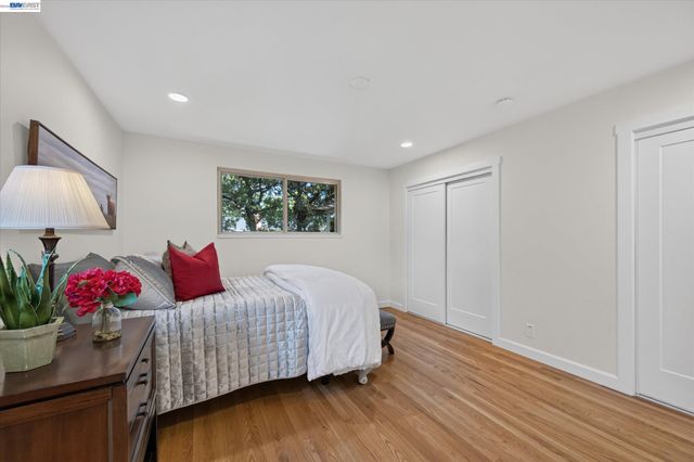 1787 Roxbury Dr, Concord, CA 94519