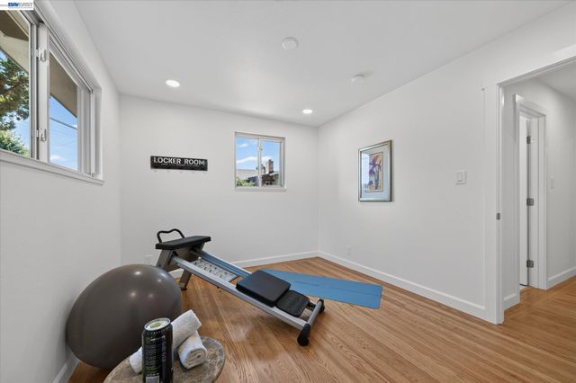 1787 Roxbury Dr, Concord, CA 94519