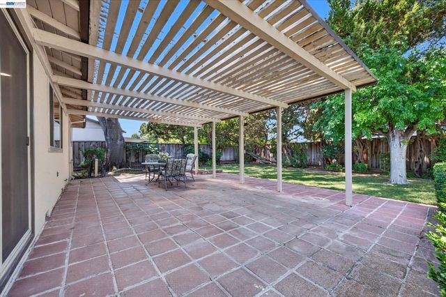1787 Roxbury Dr, Concord, CA 94519