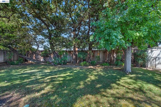 1787 Roxbury Dr, Concord, CA 94519
