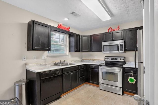1720 Formosa Lane, Mcdonough, GA 30253