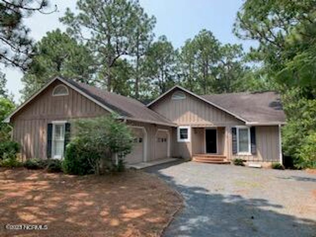 3 Aronimink Lane, Pinehurst, NC 28374