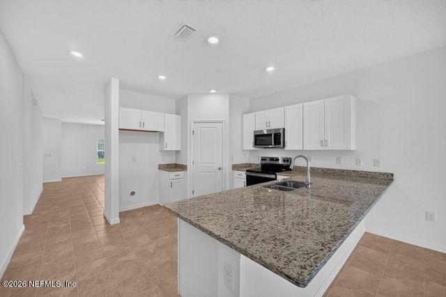 8519 LILIAS Circle, Jacksonville, FL 32219
