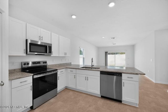 8519 LILIAS Circle, Jacksonville, FL 32219
