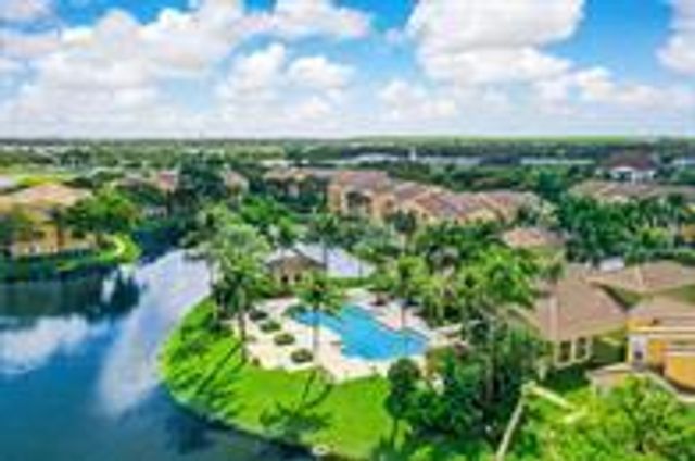 2201 W Preserve Way 302, Miramar, FL 33025