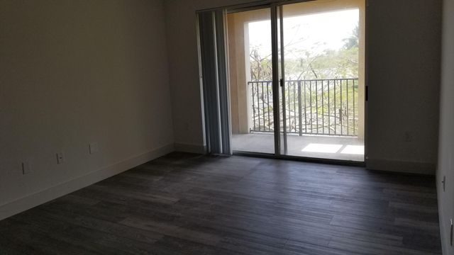 2201 W Preserve Way 302, Miramar, FL 33025