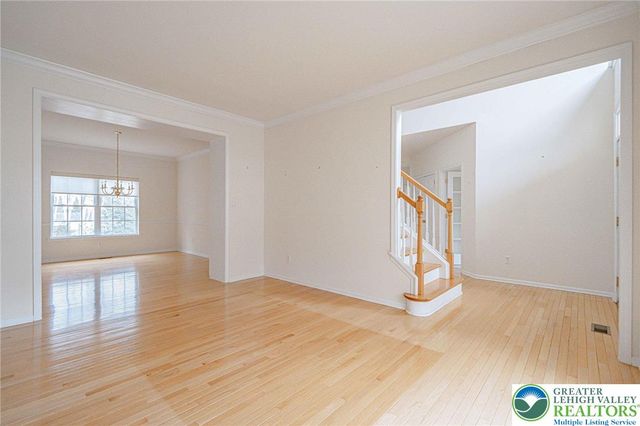 7120 Tuscany Drive, Lower Macungie Twp, PA 18062