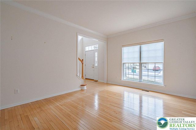 7120 Tuscany Drive, Lower Macungie Twp, PA 18062