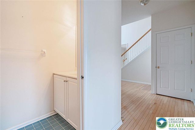 7120 Tuscany Drive, Lower Macungie Twp, PA 18062