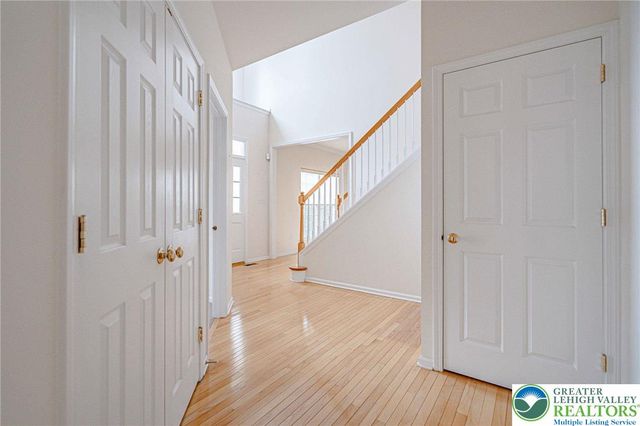 7120 Tuscany Drive, Lower Macungie Twp, PA 18062