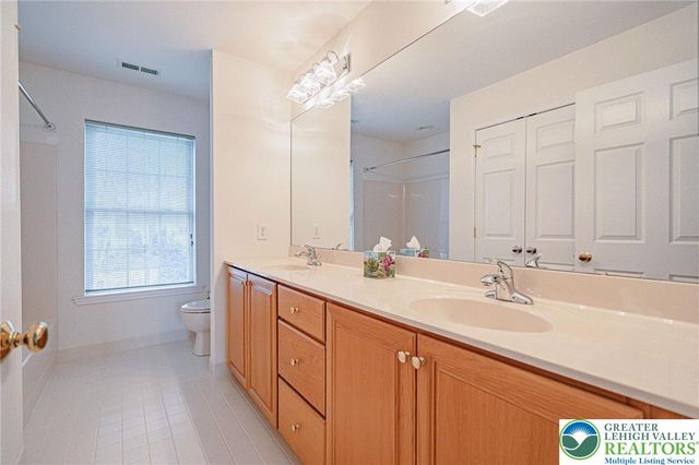 7120 Tuscany Drive, Lower Macungie Twp, PA 18062