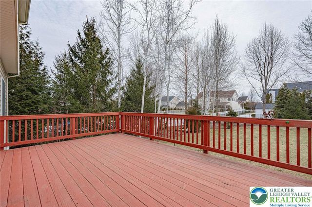 7120 Tuscany Drive, Lower Macungie Twp, PA 18062