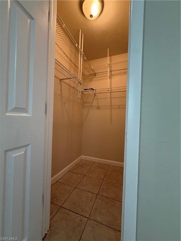 2601 47th TER SW B, Naples, FL 34116