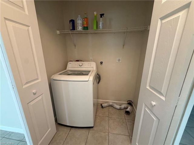 2601 47th TER SW B, Naples, FL 34116