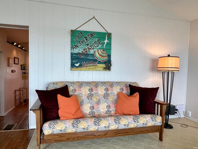 3215 Barrett Road, Rochester, IN 46975