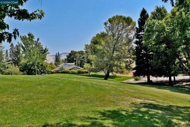 770 Highbridge Ln, Danville, CA 94526