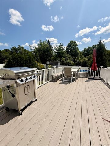 14 Larchwood Drive, Goshen, NY 10924