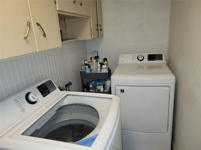 4323 NW 12TH TERRACE, Gainesville, FL 32609
