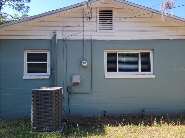 4323 NW 12TH TERRACE, Gainesville, FL 32609