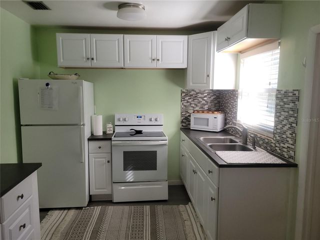 4323 NW 12TH TERRACE, Gainesville, FL 32609