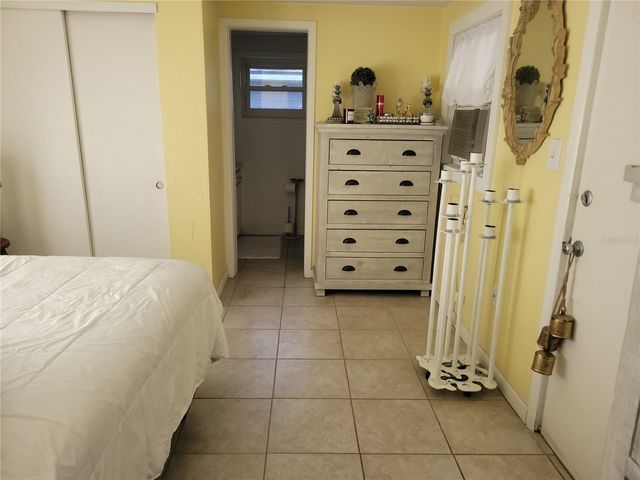 4323 NW 12TH TERRACE, Gainesville, FL 32609
