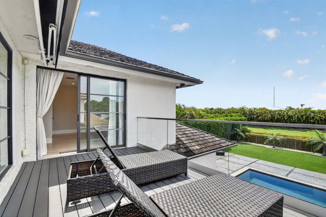 2881 Polo Island Drive, Wellington, FL 33414