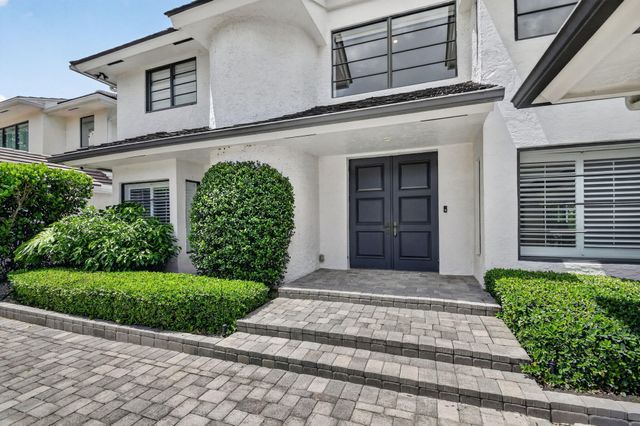 2881 Polo Island Drive, Wellington, FL 33414