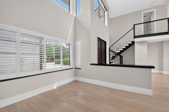 2881 Polo Island Drive, Wellington, FL 33414