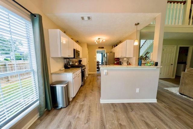 225 Shadetree Lane, Lawrenceville, GA 30044