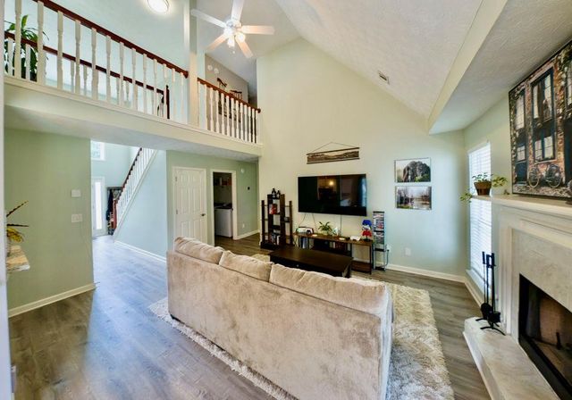 225 Shadetree Lane, Lawrenceville, GA 30044