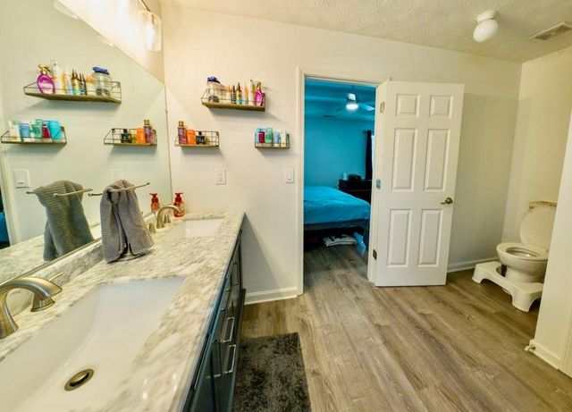 225 Shadetree Lane, Lawrenceville, GA 30044