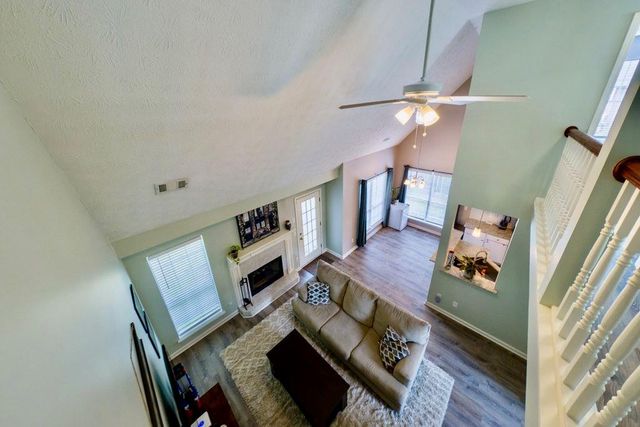 225 Shadetree Lane, Lawrenceville, GA 30044