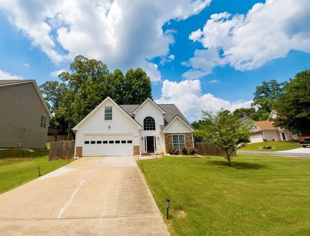 225 Shadetree Lane, Lawrenceville, GA 30044