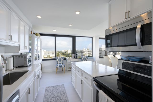 3589 S Ocean Boulevard 801, South Palm Beach, FL 33480