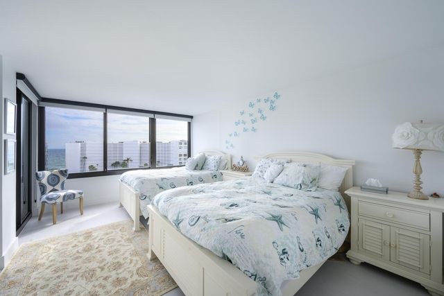 3589 S Ocean Boulevard 801, South Palm Beach, FL 33480