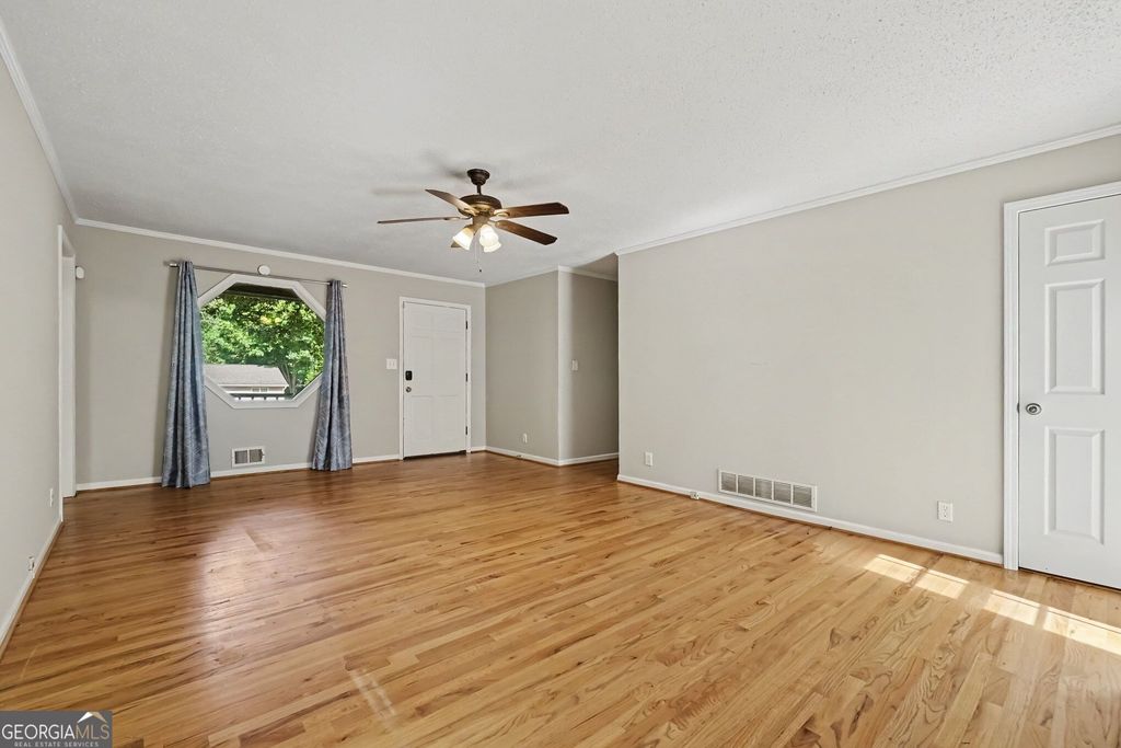 916 Little River Lane, Woodstock, GA 30189 — photo 4