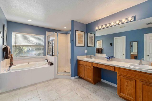 3907 62ND TERRACE E, Bradenton, FL 34203