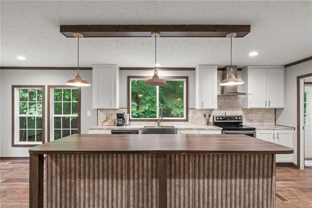194 Lakefield Road, Stokesdale, NC 27357
