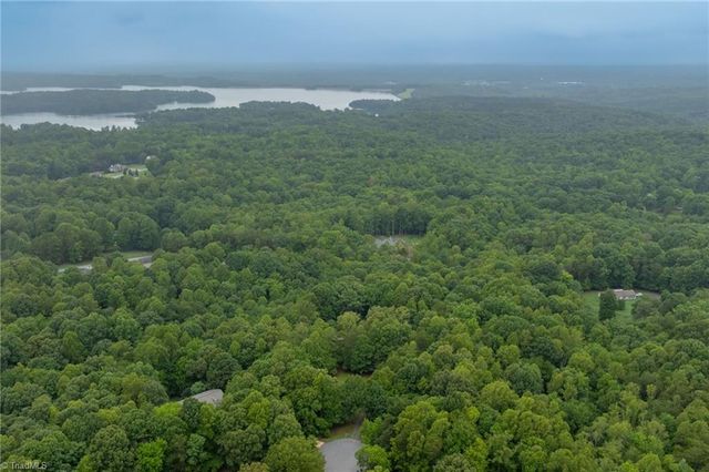 194 Lakefield Road, Stokesdale, NC 27357